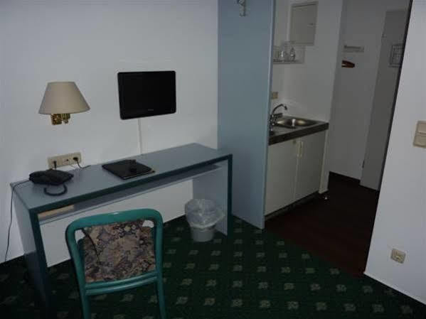 Hotel Novostar Getynga Zewnętrze zdjęcie