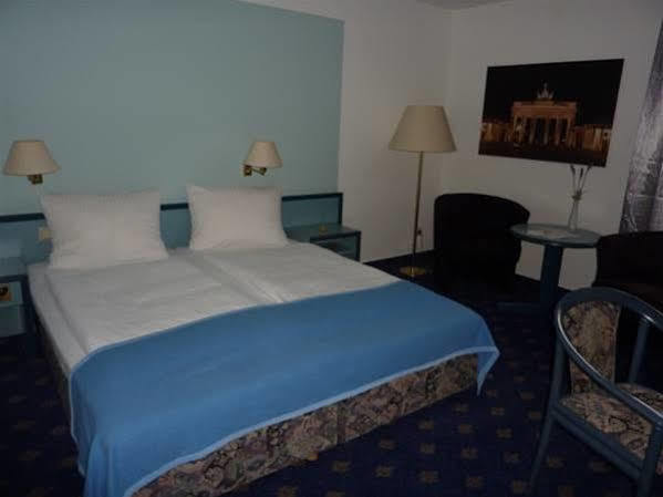 Hotel Novostar Getynga Zewnętrze zdjęcie