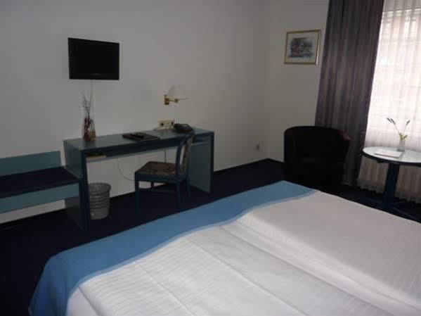 Hotel Novostar Getynga Zewnętrze zdjęcie