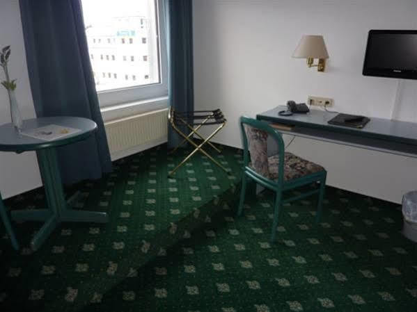 Hotel Novostar Getynga Zewnętrze zdjęcie