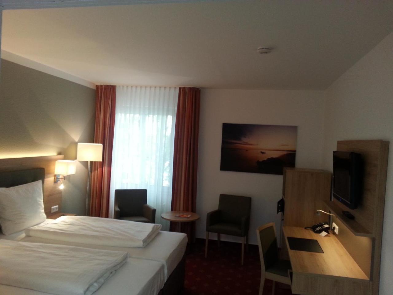 Hotel Novostar Getynga Zewnętrze zdjęcie