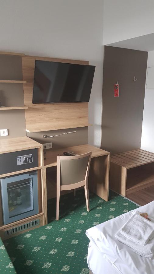 Hotel Novostar Getynga Zewnętrze zdjęcie